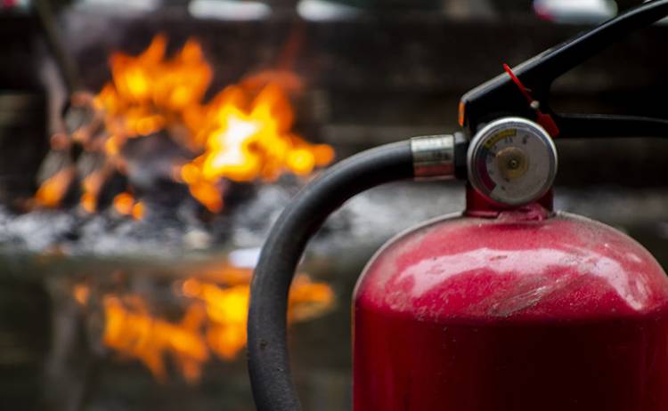 THE FIRE EXTINGUISHER